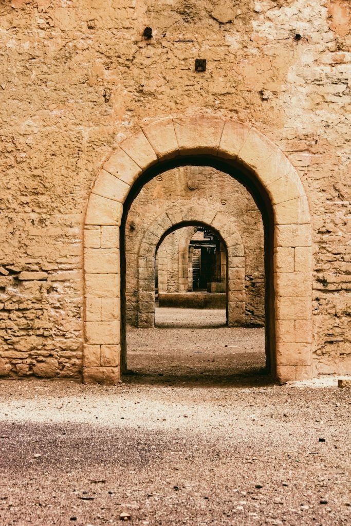 brown-arch-ea0geeigsou